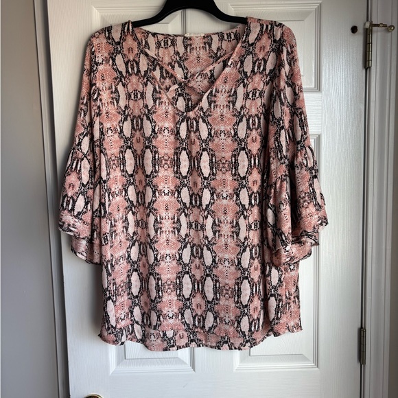 ODDY Tops - ODDY Pink and Black Snake Print Blouse